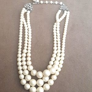 1950s Japan faux pearl necklace